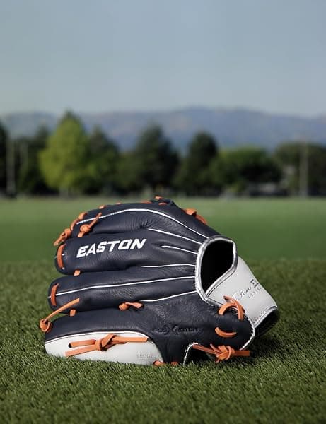 Easton Future Elite Youth Glove, 11", Right Throw — view 3 of 4