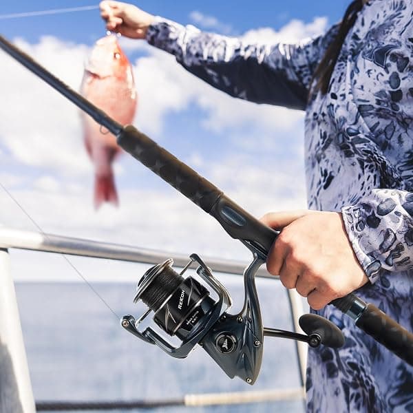 KastKing ReKon Saltwater Combo, 8' MH, 5000 — view 2 of 4
