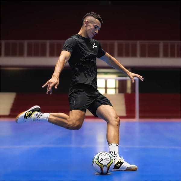 Senda Vitoria Match Futsal Ball, Size 4 — view 2 of 4